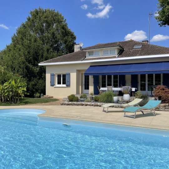 M Plus Immobilier : Maison / Villa | PERRECY-LES-FORGES (71420) | 120.00m2 | 283 000 € 
