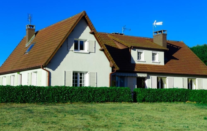 Annonces GUEUGNON : House | PARAY-LE-MONIAL (71600) | 283 m2 | 211 000 € 